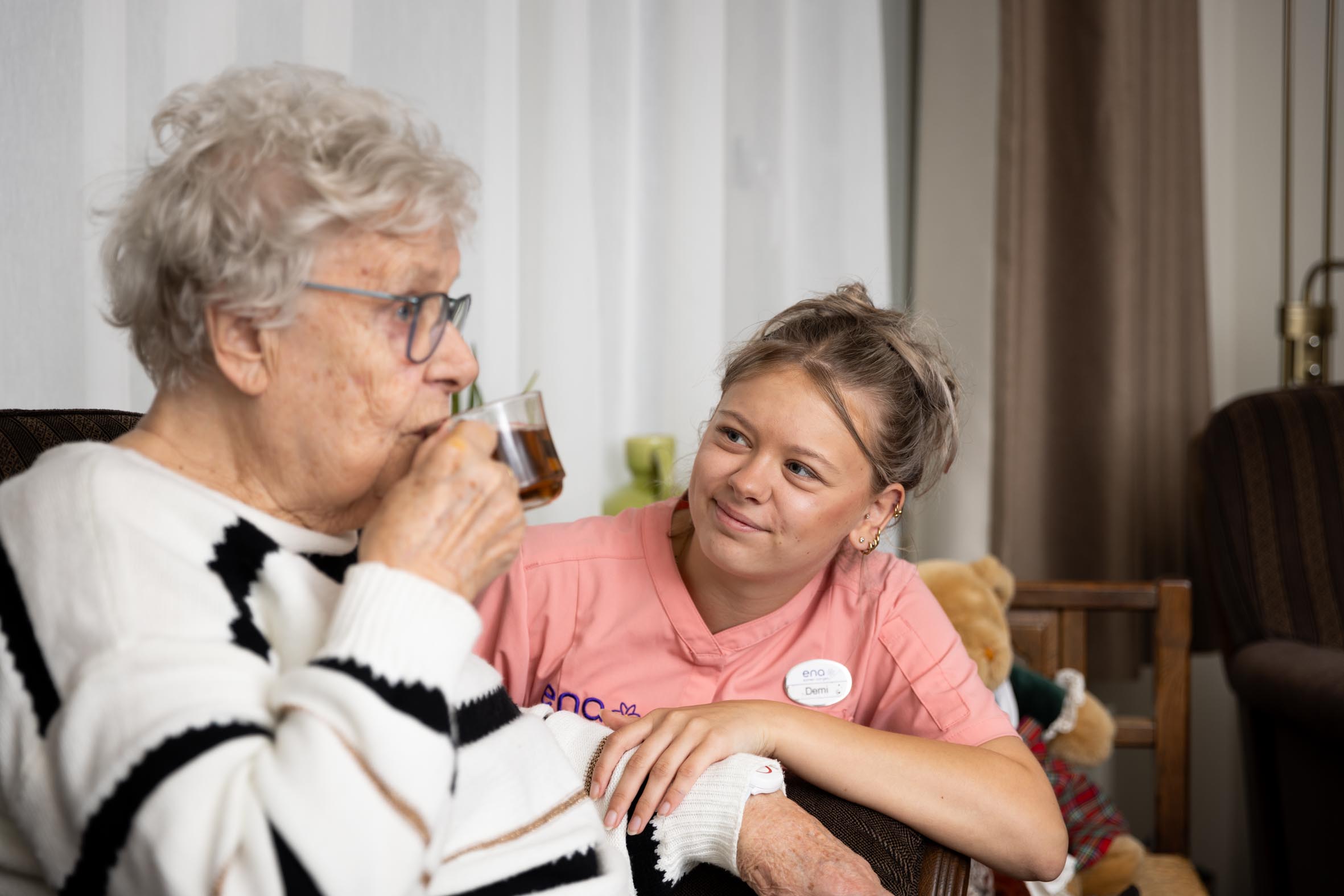 Zorg en welzijn ENA 08062026 onderwijsbedrijf ENA Demi van Manen Mevr Vos-Barelds helpende zorg en welzijn Exp. date 0 (4).jpg