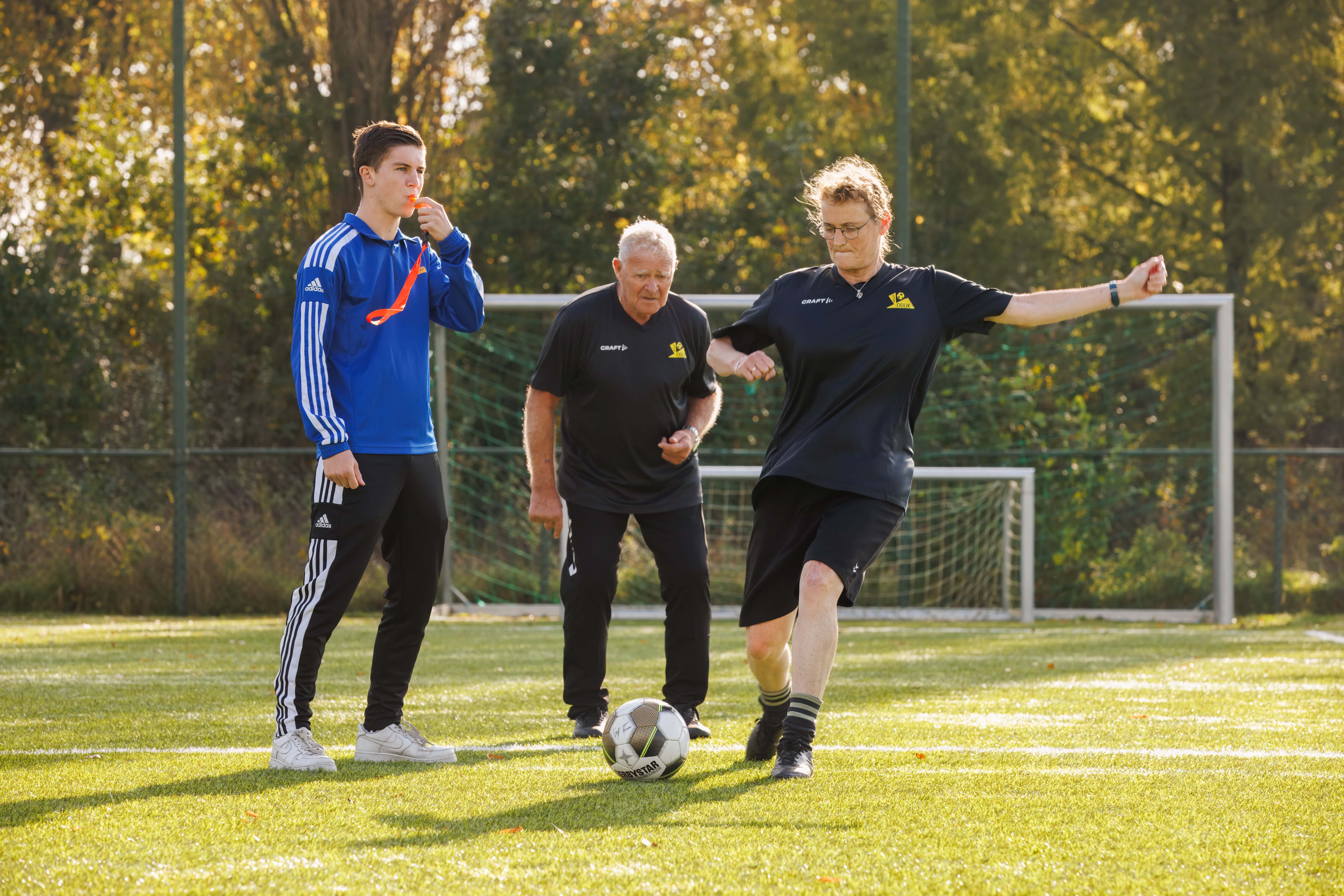 Sport Walking football Voetbal vereniging scheidsrechter student Thijs Siep-min.jpg