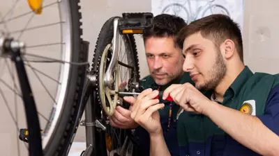 25745 Assistent Mobiliteitsbranche Marco Van Rijn En Riyad Dakhil Exp2028 MBO Amersfoort
