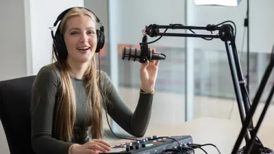 Marketing en sales student maakt podcast Lotus Exp. date 0.jpg