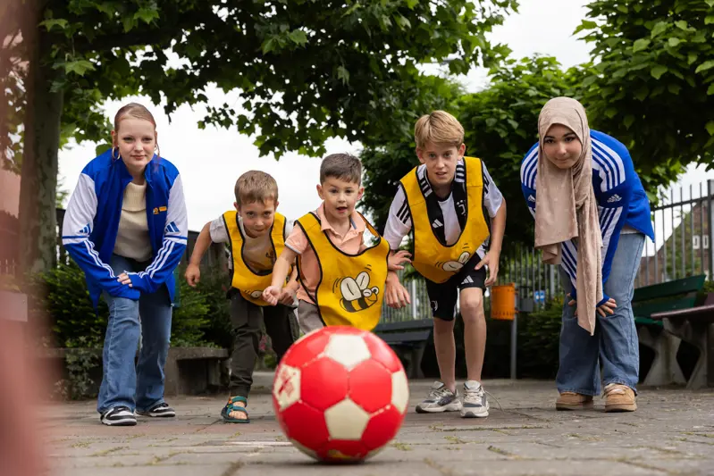 Zorg En Welzijn 08062026 Chloe Boerboom Sara Mekki Slimi El Hasnaoui Joep Van Ravenhorst Casper Luuk Belo Exp. Date 0 (2)