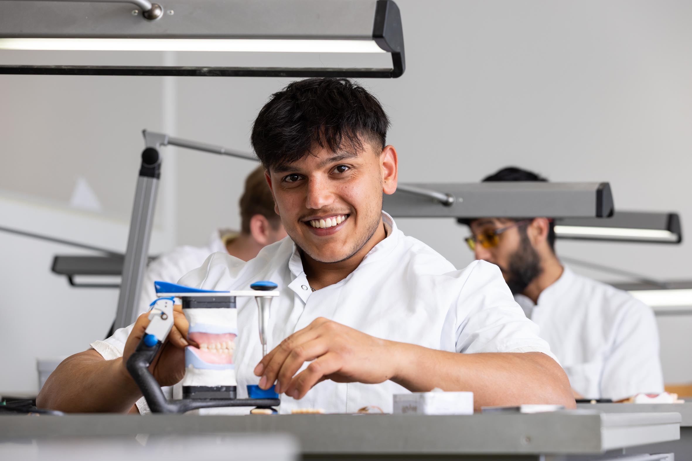 25666 DHTA Tandtechnisch Medewerker Basistechnieken Student Halil MBO Amersfoort
