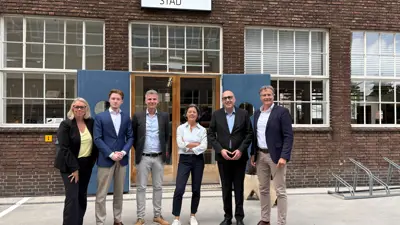 Foto Bericht Bezoek MBO Raad Liggend Hires